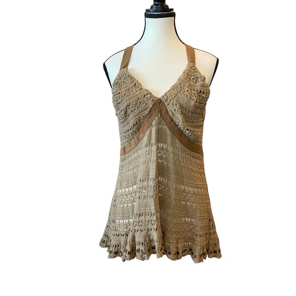 JLo Tops - JLo halter top, 100% cotton EUC Size XL